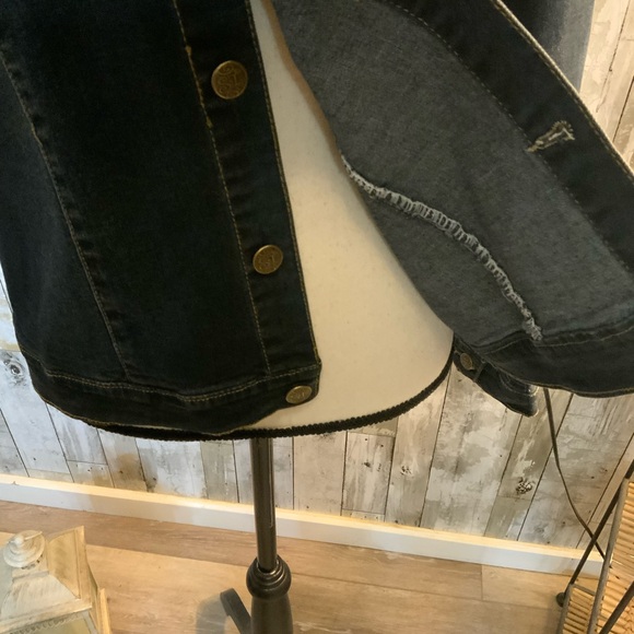 Sassy Thai denim havket with rhinestones tone cross on back. Size M - Picture 5 of 6